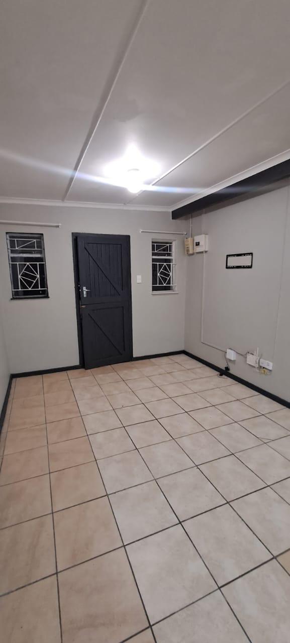 1 Bedroom Property for Sale in Johnson Park Western Cape